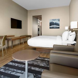 Ac Hotel By Marriott San Francisco Airport/Oyster Point Waterfront